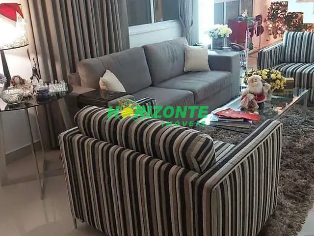 Casa com 310m² 4 quartos e 4 banheiros, à venda, no bairro Jardim San Marino em São José dos Campos