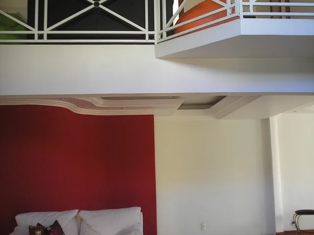 Casa 4 quartos e 4 banheiros, à venda, no bairro Heliópolis em Belo Horizonte