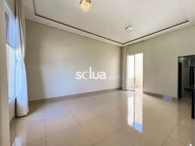 Casa com 250m² 3 quartos e 1 banheiro, à venda, no bairro Residencial Real Park Sumaré em Sumaré