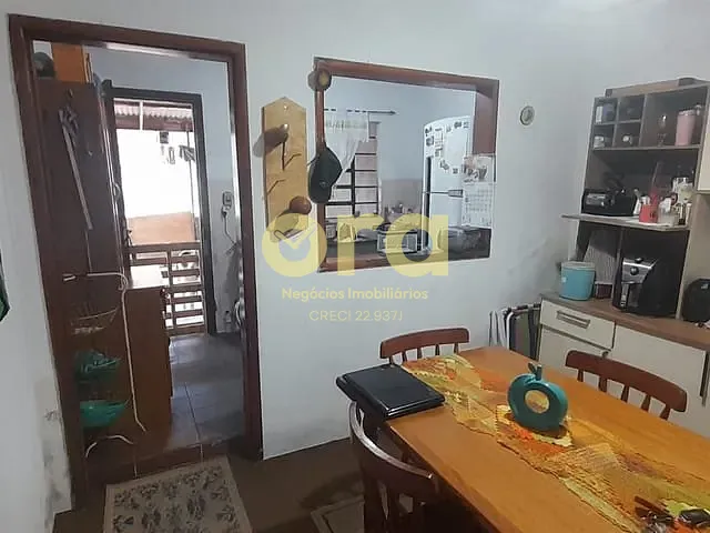 Casa com 337m² 2 quartos e 2 banheiros, à venda, no bairro Fragata em Pelotas