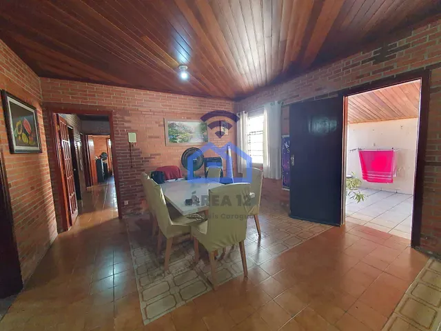 Casa com 420m² 3 quartos e 3 banheiros, à venda, no bairro Sumaré em Caraguatatuba