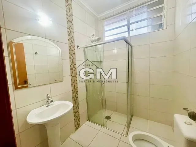 Casa com 255m² 4 quartos e 3 banheiros, à venda, no bairro Parque dos Bandeirantes em Ribeirão Preto