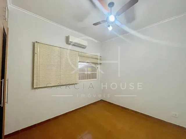 Casa com 255m² 4 quartos e 3 banheiros, à venda, no bairro Parque dos Bandeirantes em Ribeirão Preto
