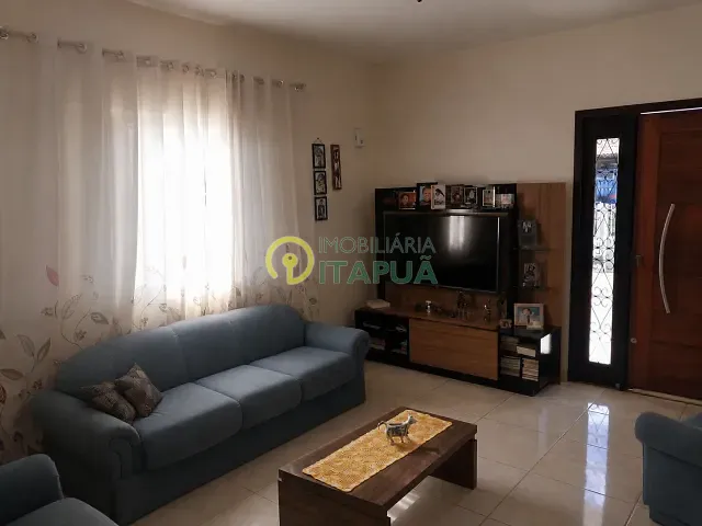 Casa 2 quartos e 2 banheiros, à venda, no bairro Balneário São José em Itapoá
