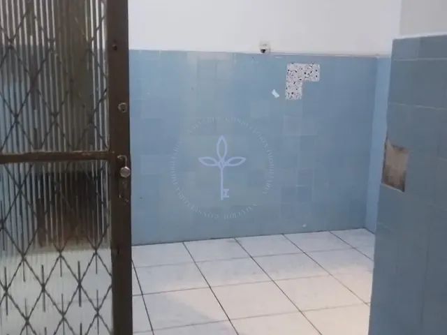 Casa com 50m² 2 quartos e 1 banheiro, para alugar, no bairro Realengo em Rio de Janeiro