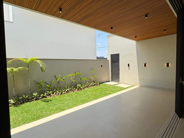 Casa com 328m² 3 quartos e 1 banheiro, à venda, no bairro Aquarela dos Poemas em Sinop