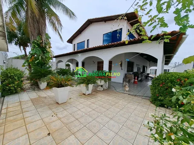 Casa com 640m² 6 quartos e 4 banheiros, à venda, no bairro Pirajá em Teresina