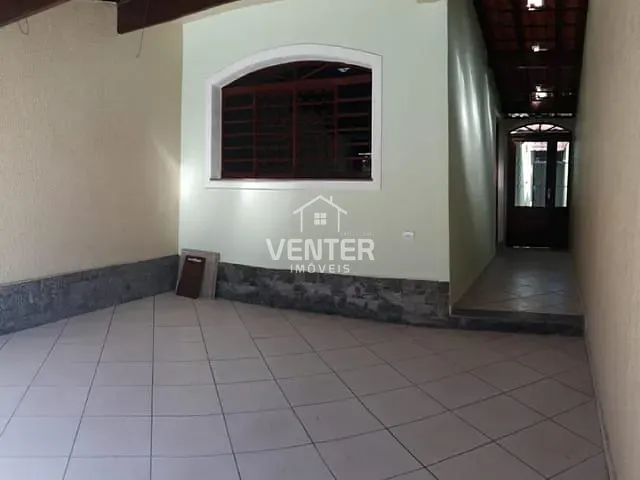 Casa com 125m² 3 quartos e 1 banheiro, à venda, no bairro Parque São Cristóvão em Taubaté