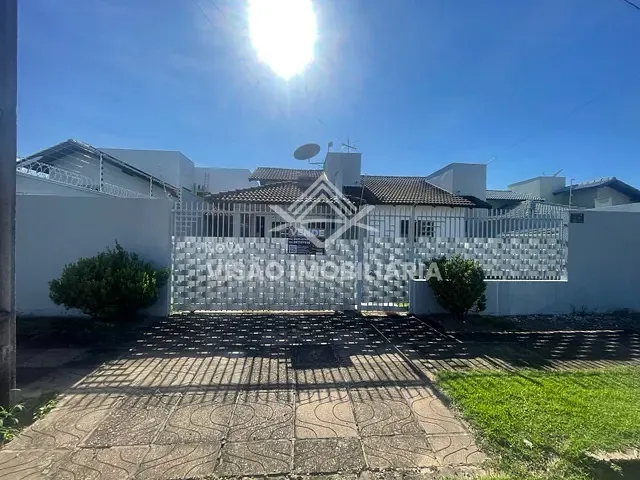 Casa 3 quartos e 1 banheiro, à venda, no bairro Residencial Florença em Sinop