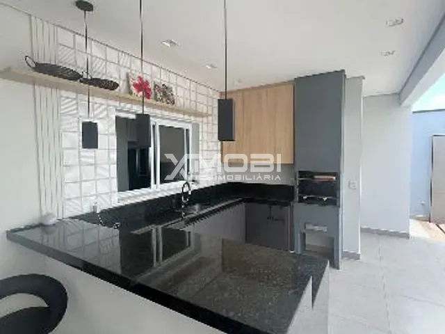 Casa com 250m² 3 quartos e 4 banheiros, à venda, no bairro ENGORDADOURO em Jundiaí