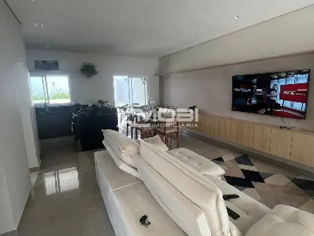 Casa com 250m² 3 quartos e 4 banheiros, à venda, no bairro ENGORDADOURO em Jundiaí