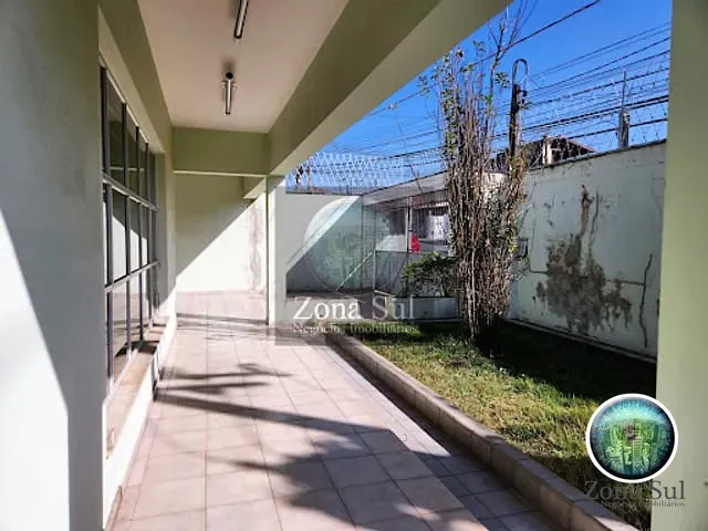 Casa com 300m² 2 quartos e 2 banheiros, à venda, no bairro Centro em Votorantim