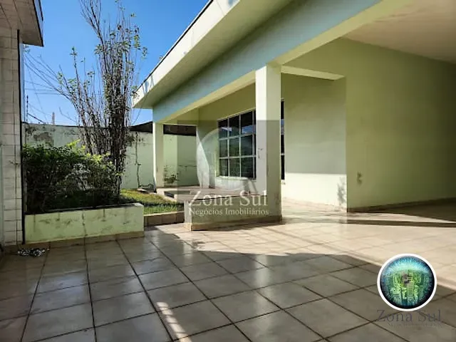 Casa com 300m² 2 quartos e 2 banheiros, à venda, no bairro Centro em Votorantim