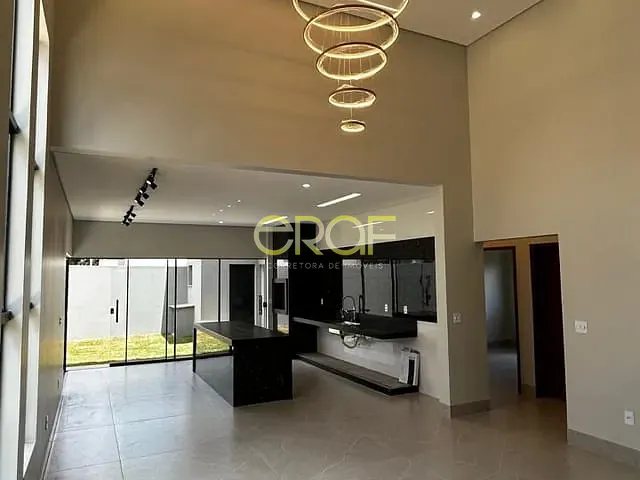 Casa com 271m² 3 quartos e 4 banheiros, à venda, no bairro Jardim Califórnia em Formosa