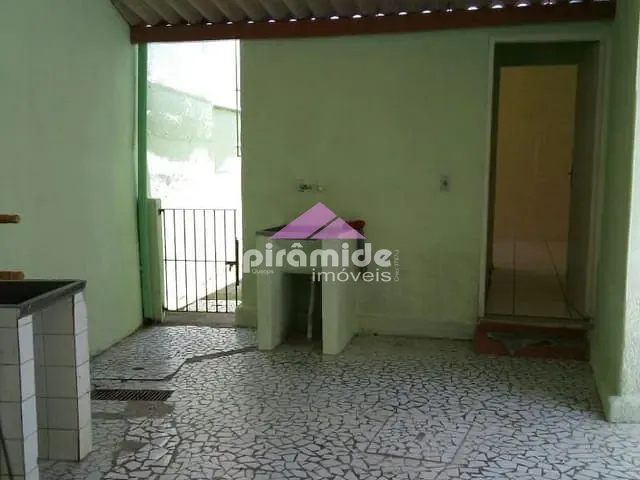 Casa com 248m², à venda, no bairro Vila Maria em São José dos Campos