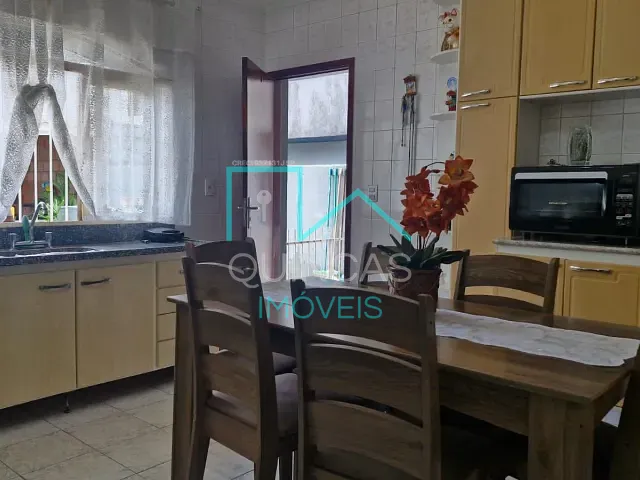 Casa com 250m² 2 quartos e 2 banheiros, à venda, no bairro Jardim das Tulipas em Jundiaí
