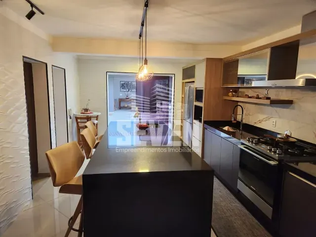 Casa com 450m² 4 quartos e 2 banheiros, para alugar, no bairro Parque Jardim Europa em Bauru