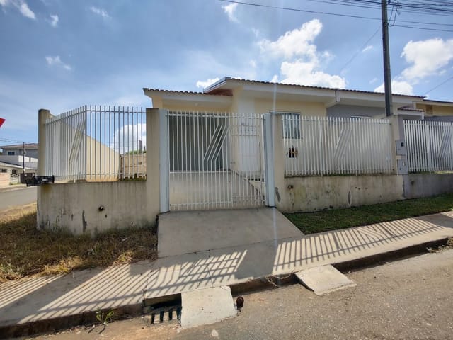 Casa com 2 dormitórios para alugar - Uvaranas - Ponta Grossa/PR