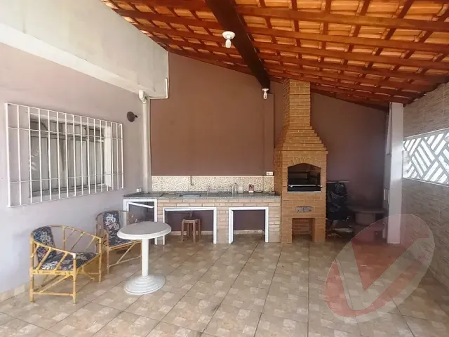 Casa com 178m² 2 quartos e 1 banheiro, à venda, no bairro Real em Praia Grande