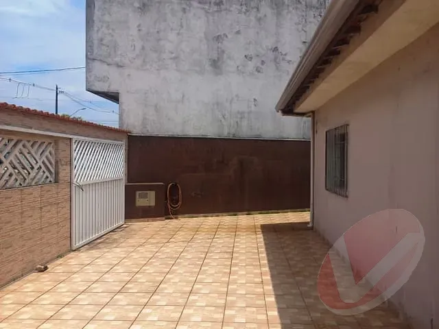 Casa com 178m² 2 quartos e 1 banheiro, à venda, no bairro Real em Praia Grande