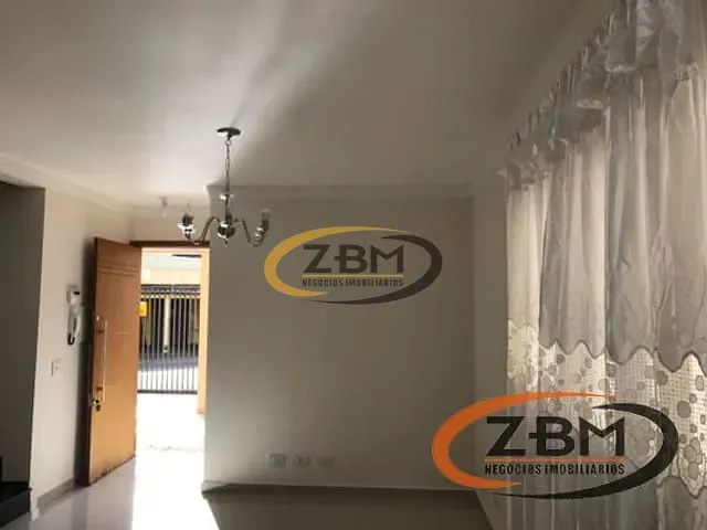 Casa com 200m² 3 quartos e 3 banheiros, para alugar, no bairro Califórnia em Londrina