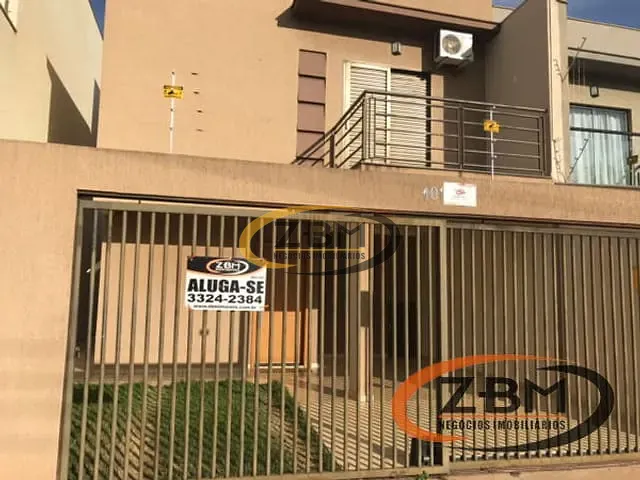 Casa com 200m² 3 quartos e 3 banheiros, para alugar, no bairro Califórnia em Londrina