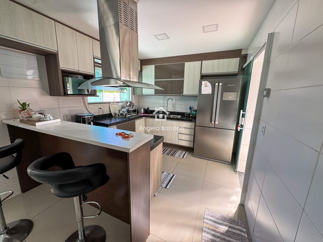 Casa 4 quartos e 4 banheiros, para alugar, no bairro Jardim Atlântico Central (Itaipuaçu) em Maricá