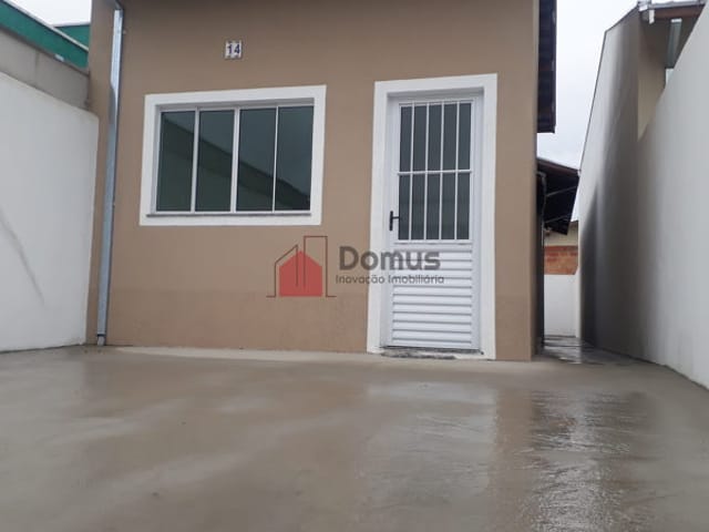 Casa com 125m², à venda, no bairro Conjunto Habitacional Terra dos Ipês I (Sul) em Pindamonhangaba