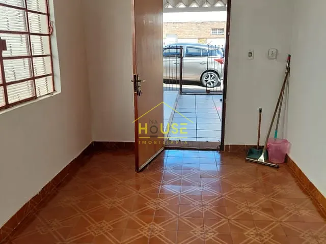 Casa com 160m² 2 quartos e 1 banheiro, à venda, no bairro Jardim Bela Vista em Votuporanga