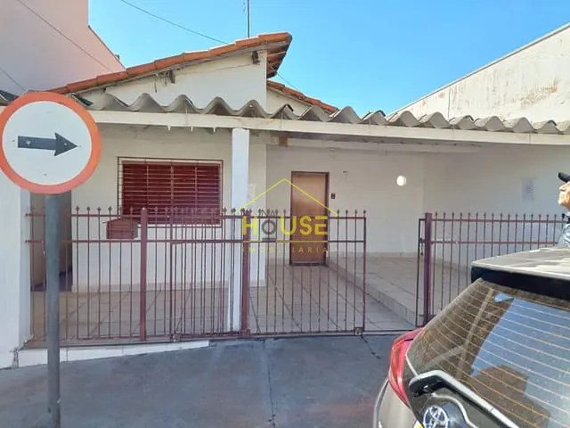 Casa com 160m² 2 quartos e 1 banheiro, à venda, no bairro Jardim Bela Vista em Votuporanga