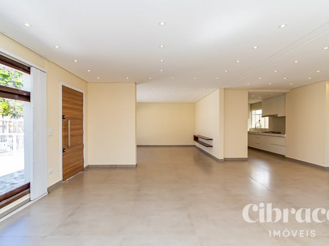 Casa com 476m² 3 quartos e 4 banheiros, para alugar, no bairro Alto da Rua XV em Curitiba