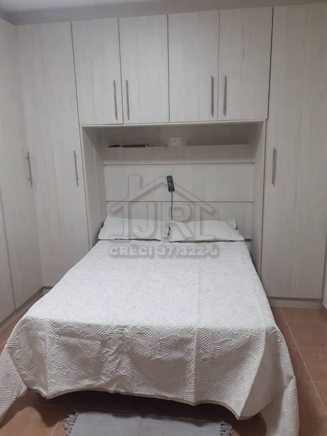 Casa à venda com 5 quartos, 233m² - Foto 9