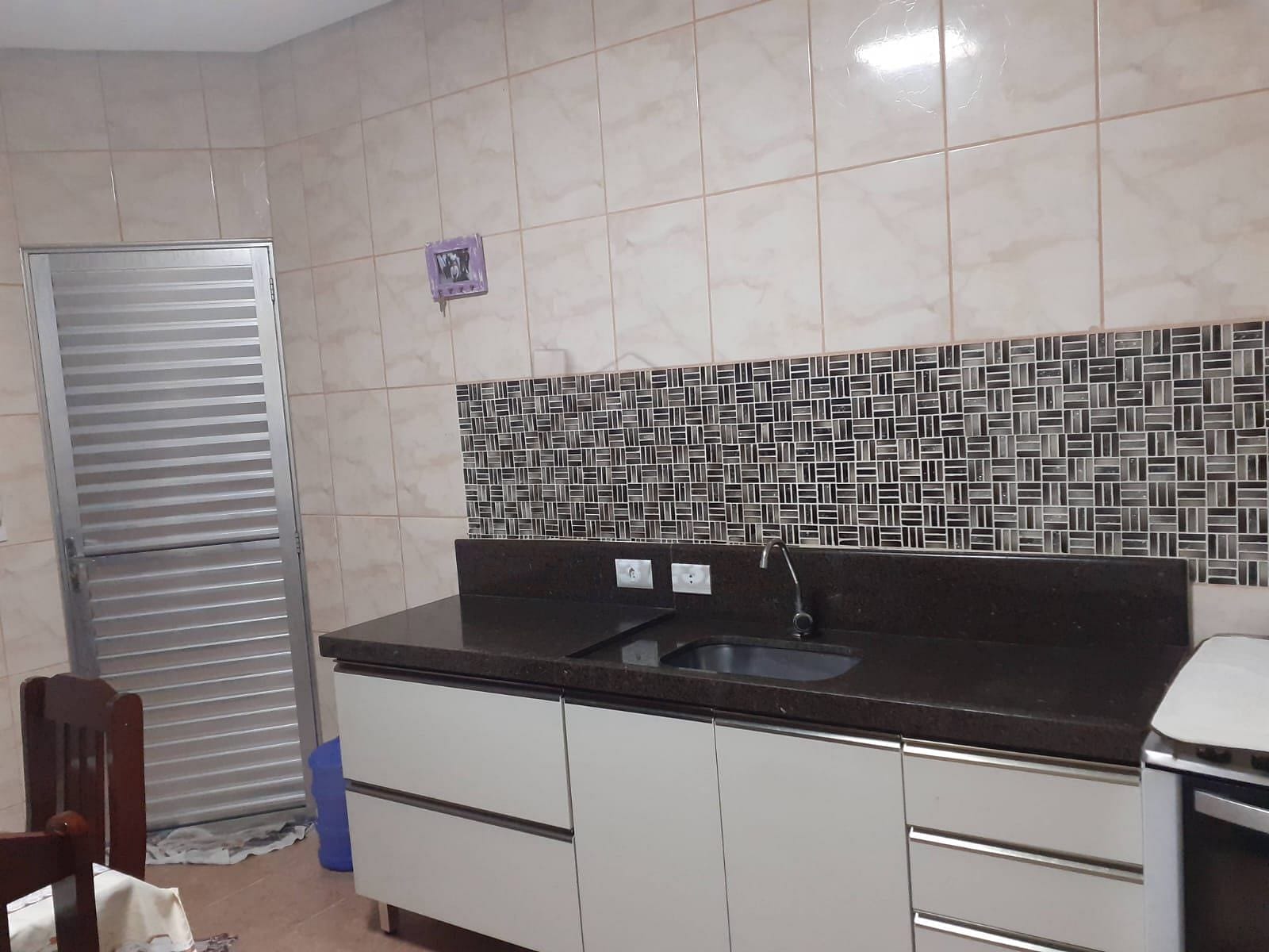 Casa à venda com 5 quartos, 233m² - Foto 6