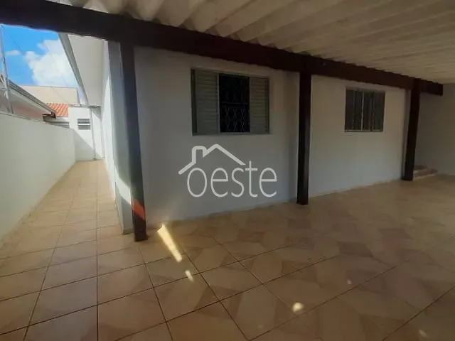 Casa com 250m² 5 quartos e 3 banheiros, à venda, no bairro Vila Mollon IV em Santa Bárbara D'Oeste