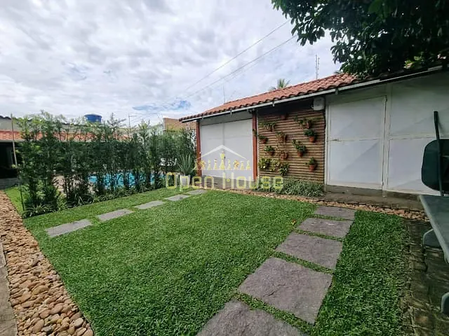 Casa 3 quartos e 2 banheiros, à venda, no bairro Aero Clube em Volta Redonda