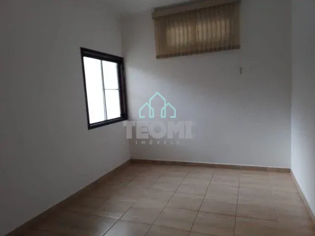 Casa com 150m² 3 quartos e 3 banheiros, à venda, no bairro Residencial Portal da Mantiqueira em Taubaté