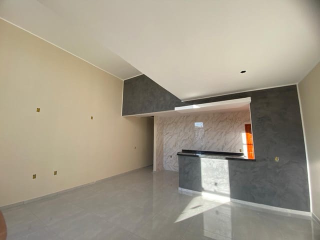 Casa com 300m² 3 quartos e 2 banheiros, à venda, no bairro Jardim Atlântico Oeste (Itaipuaçu) em Maricá