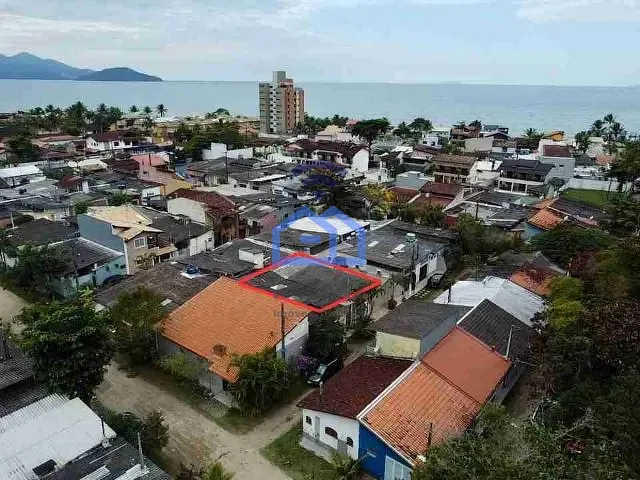 Casa com 100m² 3 quartos e 2 banheiros, à venda, no bairro Capricórnio I em Caraguatatuba
