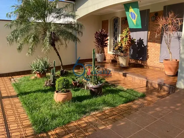 Casa com 300m² 3 quartos e 2 banheiros, à venda, no bairro Jardim São Paulo em Rio Claro