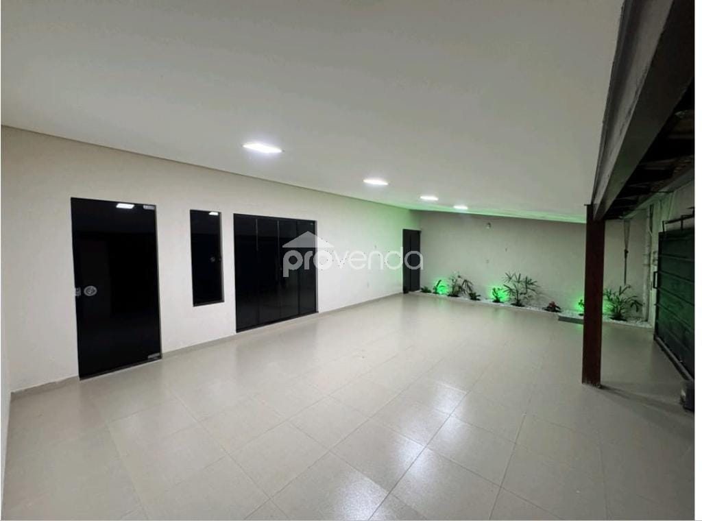 Casa, 3 quartos, 270 m² - Foto 2