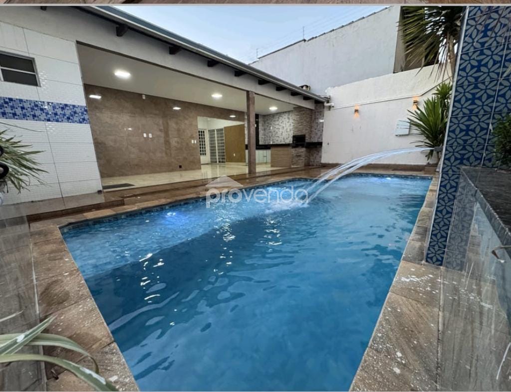 Casa, 3 quartos, 270 m² - Foto 14