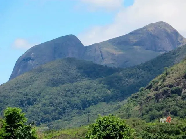 Casa à venda, no bairro Itaipava em Petrópolis