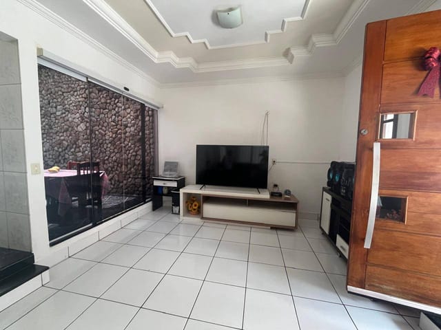 Casa com 250m² 3 quartos e 2 banheiros, à venda, no bairro Jardim Liliza em Campinas