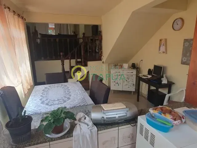 Casa 4 quartos e 3 banheiros, à venda, no bairro Interlagos em Londrina