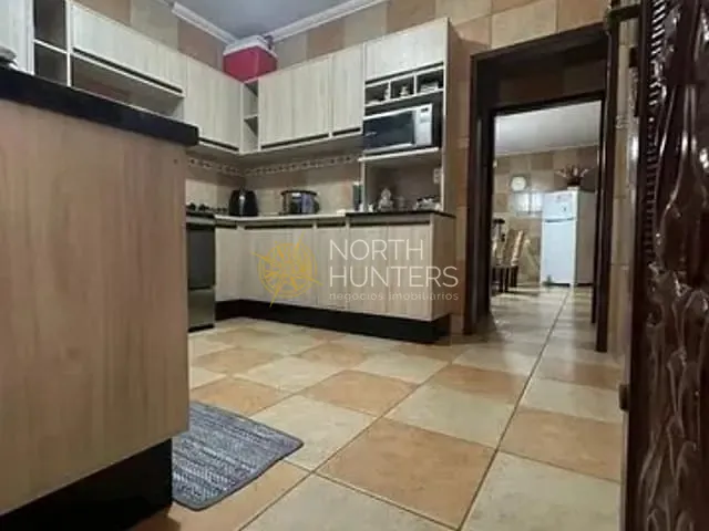 Casa com 360m² 3 quartos e 3 banheiros, à venda, no bairro João Costa em Joinville