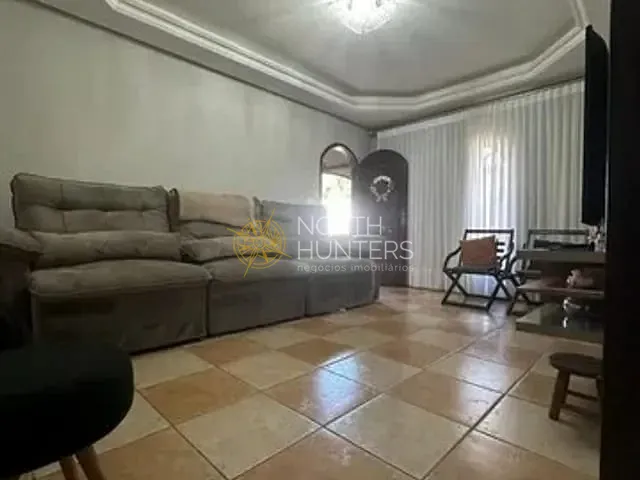 Casa com 360m² 3 quartos e 3 banheiros, à venda, no bairro João Costa em Joinville