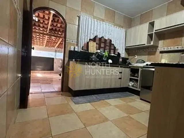 Casa com 360m² 3 quartos e 3 banheiros, à venda, no bairro João Costa em Joinville