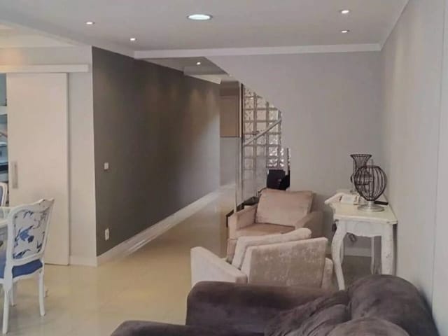 Casa com 252m² 4 quartos e 4 banheiros, à venda ou para alugar, no bairro Residencial Três (Tamboré) em Santana de Parnaíba