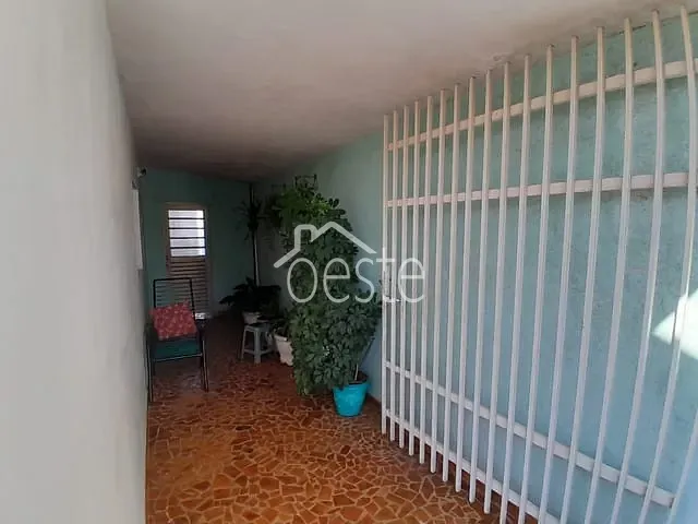 Casa com 125m² 2 quartos e 1 banheiro, à venda, no bairro Jardim São Francisco em Santa Bárbara D'Oeste
