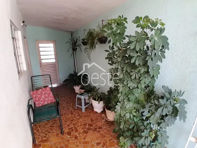 Casa com 125m² 2 quartos e 1 banheiro, à venda, no bairro Jardim São Francisco em Santa Bárbara D'Oeste